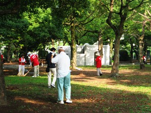 今年も広島平和記念公園一斉清掃を行いました